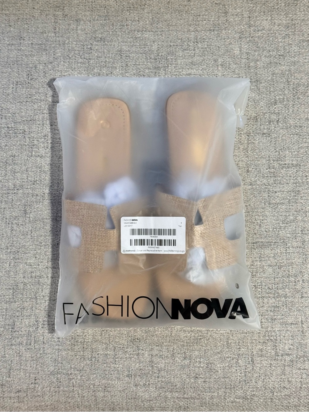 Fashion Nova Lillie Sandals - Picture 8 of 8